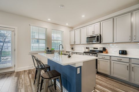 7113 Terrazzo Cottage Lane, photo 6