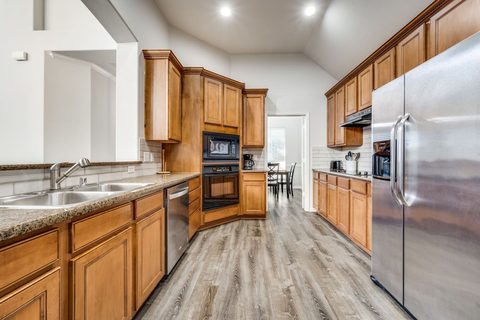 4-bedroom furnished home in Frisco, photo 12