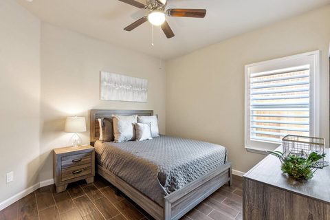 2529 Grey Kingbird Trail, photo 18