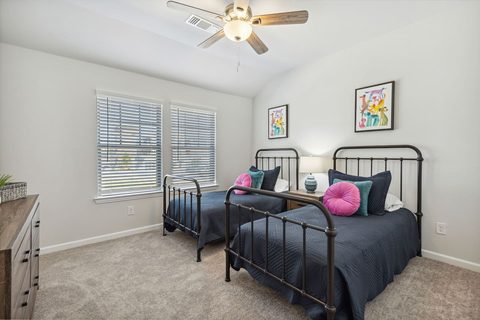 1905 McClane Drive, photo 17