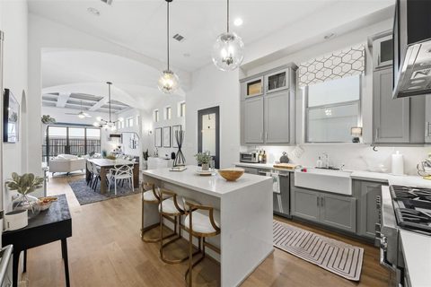 1908 West 25th Street, photo 9