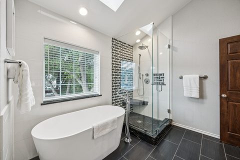 6805 Trinity Landing Dr N, photo 25