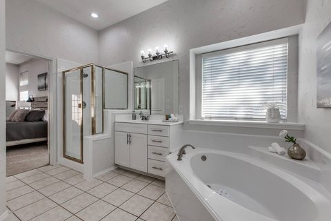 2905 Oak Tree Drive, photo 16