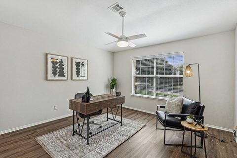3315 Elmwood Court, photo 9