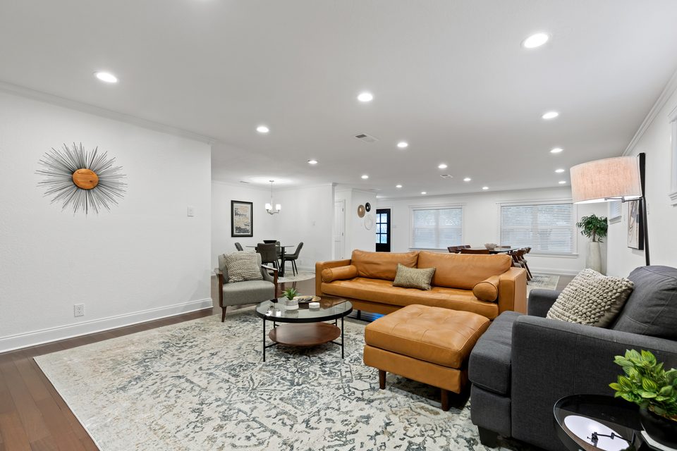 6321 Town Hill Lane, photo 1
