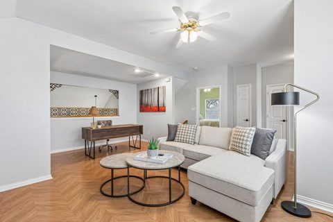 4425 Maple Shade Avenue, photo 5