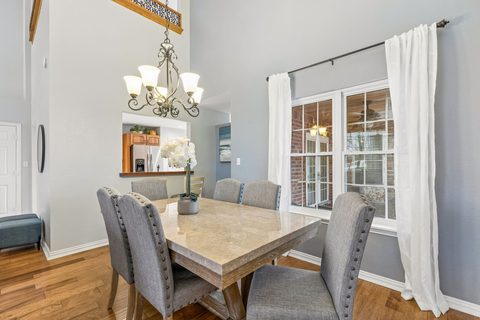 4425 Maple Shade Avenue, photo 11