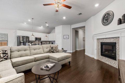 4-bedroom furnished home in Celina, photo 3