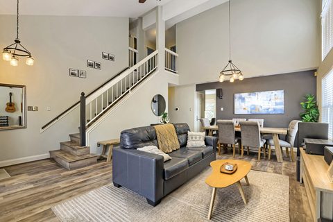 11920 Sky West Drive, photo 3
