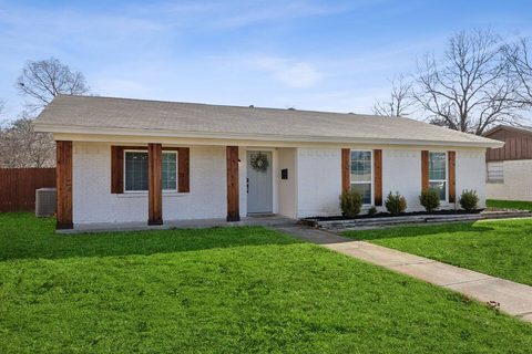 726 Snowden Dr, photo 2