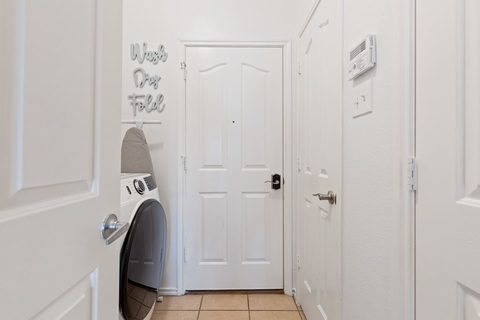 4037 Martinsburg Drive, photo 24