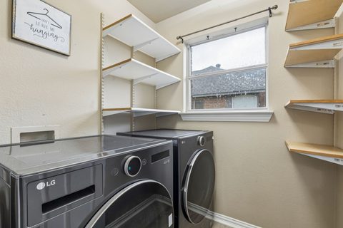 4425 Maple Shade Avenue, photo 26