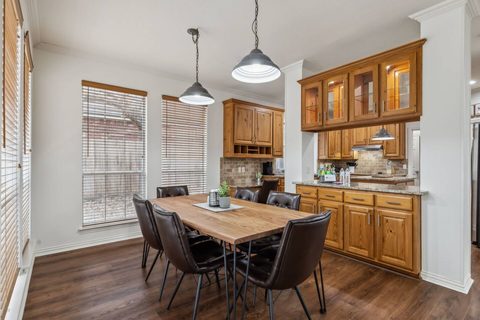 707 Glen Abbey Dr, photo 6