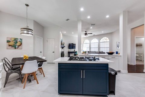 2905 Oak Tree Drive, photo 8