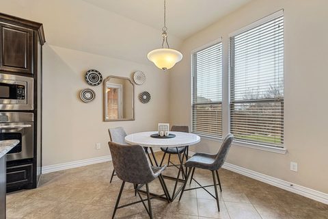 1100 Newchester Drive, photo 11