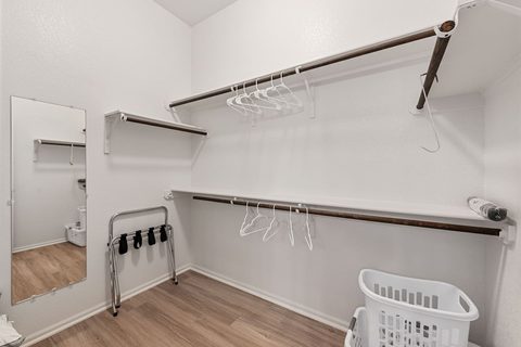 718 Bridgestone Way, photo 19