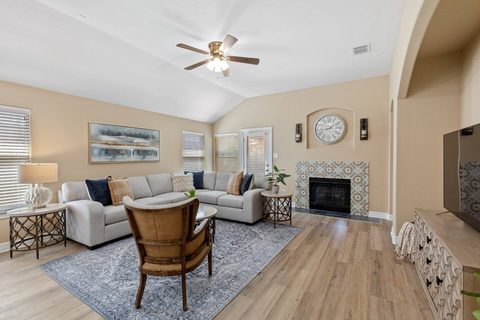 3936 Ironstone Lane, photo 3