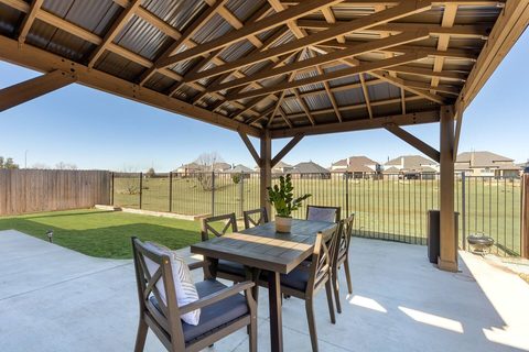 2529 Grey Kingbird Trail, photo 24
