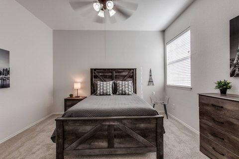 2905 Oak Tree Drive, photo 19