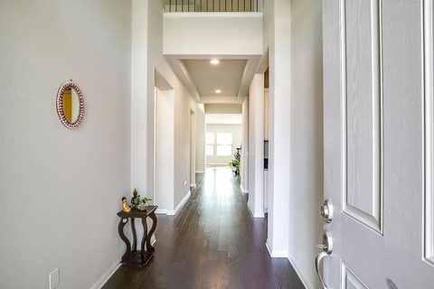 812 Clearwell St, photo 6