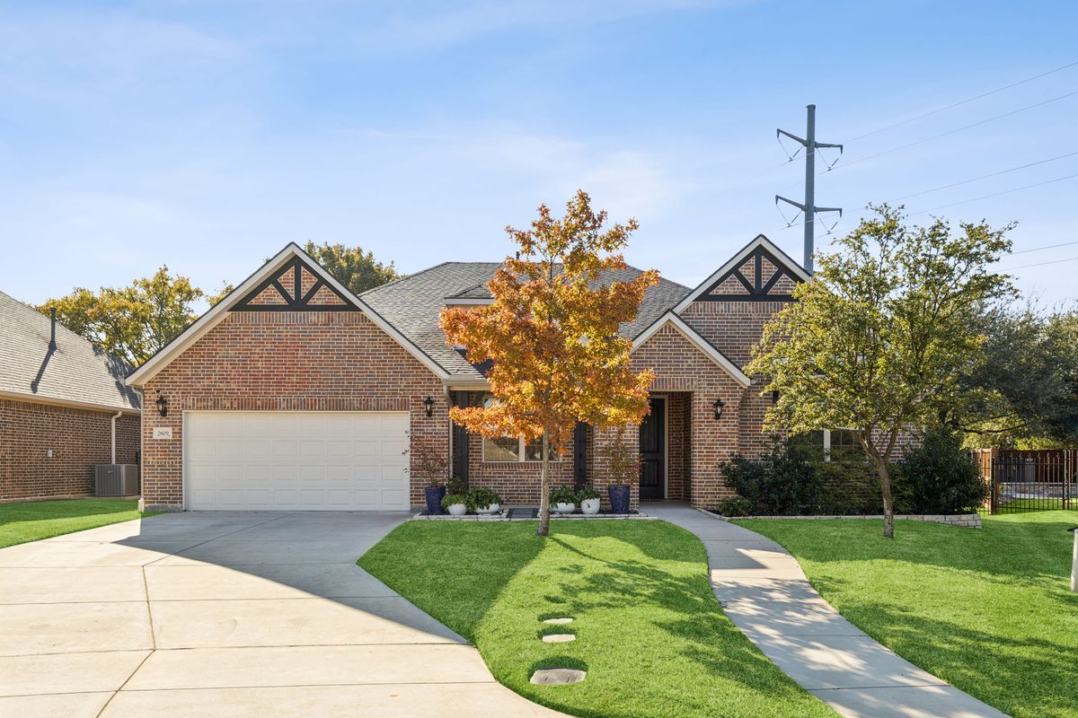 2809 Sandstone Dr