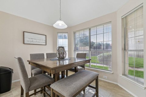 1932 Sunrise Trail, photo 10