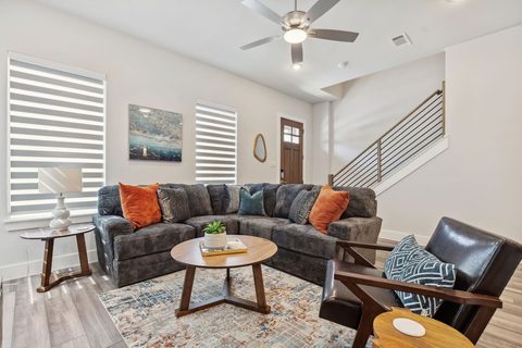 8103 Bromley Drive, photo 3
