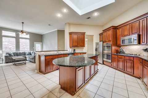 4-bedroom furnished home in Frisco, photo 18