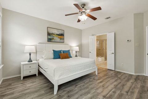 1209 Motley Dr, photo 9