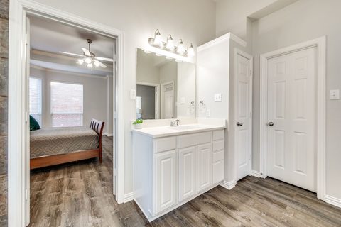 4-bedroom furnished home in Frisco, photo 18