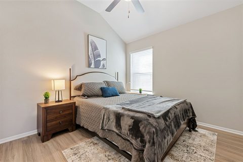 718 Bridgestone Way, photo 22