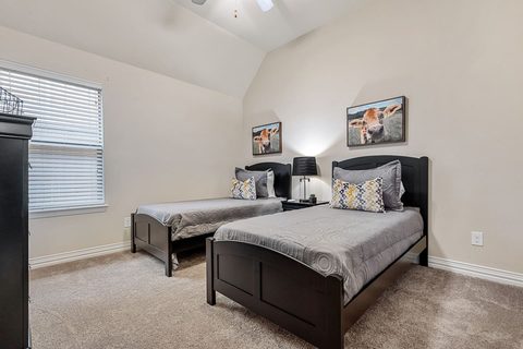 1100 Newchester Drive, photo 21