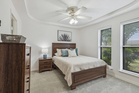 309 Forest Grove Drive, photo 19