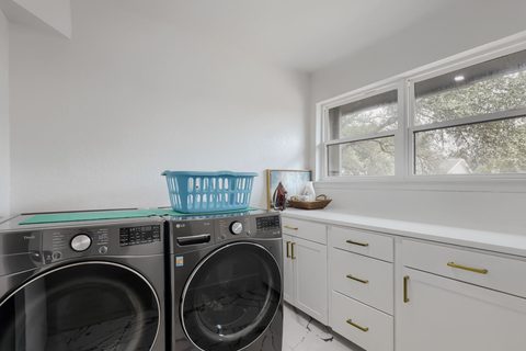9403 Mystic Oaks Trail, photo 19