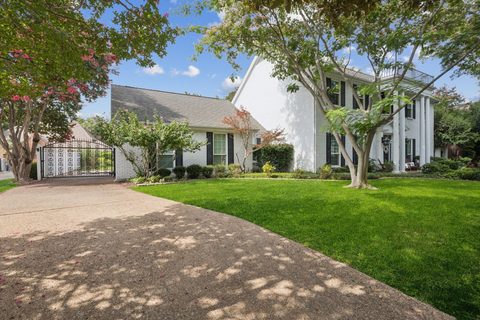 6805 Trinity Landing Dr N, photo 3