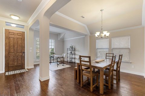 1100 Newchester Drive, photo 5