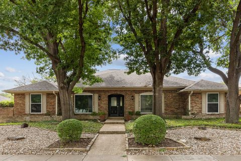 16106 Red Cedar Trail
