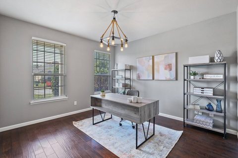 9704 Hedge Bell Drive, photo 9