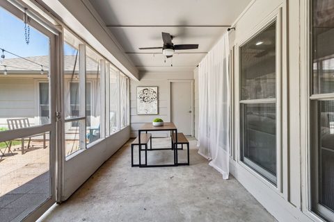 1819 Auburn Dr, photo 28