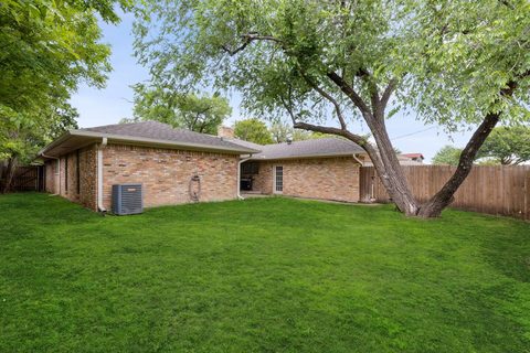 309 Forest Grove Drive, photo 27