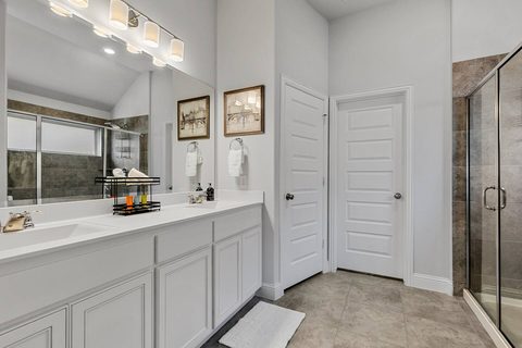 4-bedroom furnished home in Celina, photo 13