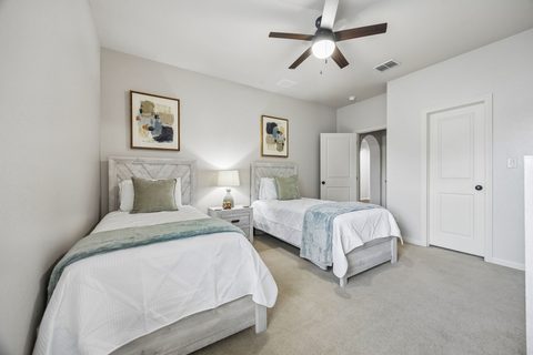 580 Butchart Drive, photo 21