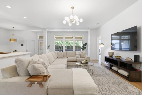 2103 Angel Falls Drive, photo 4
