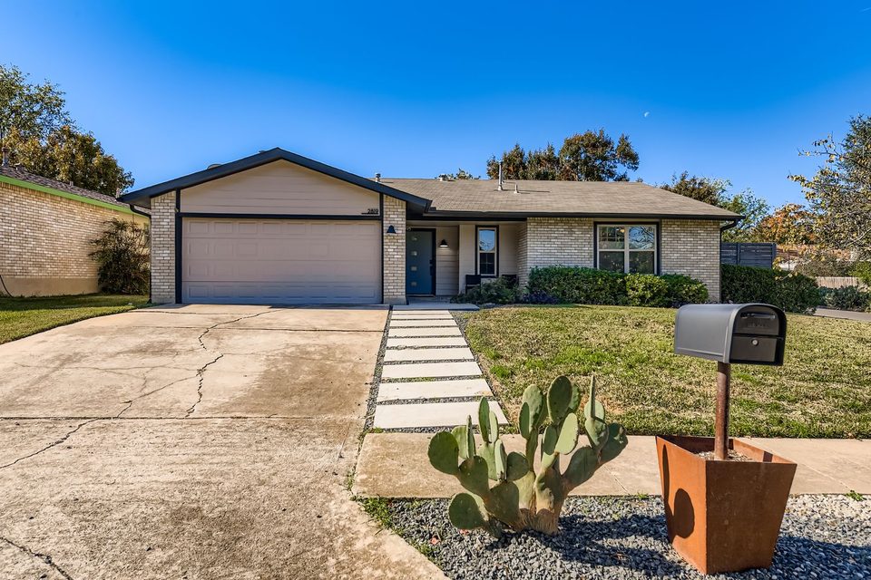 2819 Nordham Drive, photo 1
