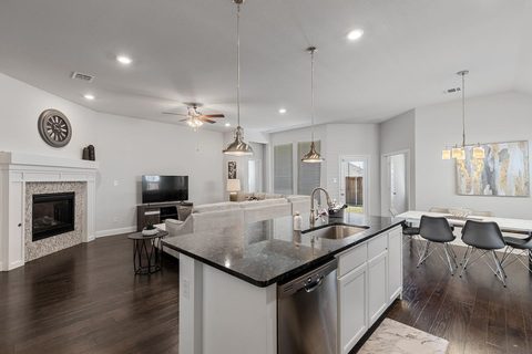 4-bedroom furnished home in Celina, photo 6