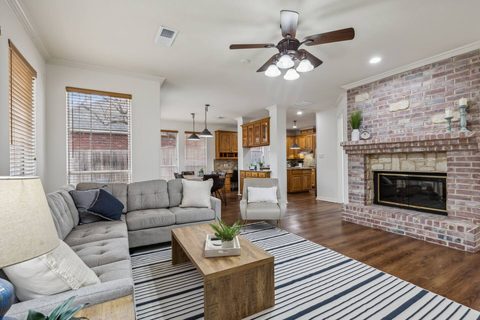 707 Glen Abbey Dr, photo 3