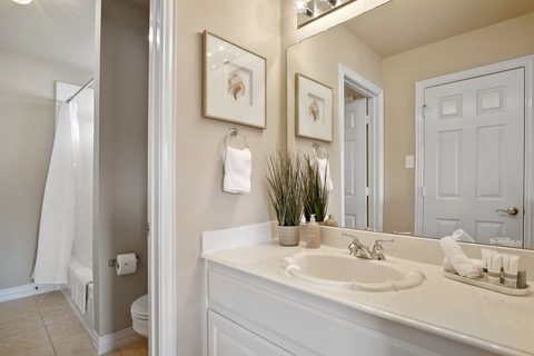 7912 Caribia Court, photo 26