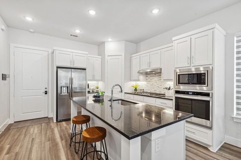 8103 Bromley Drive, photo 5