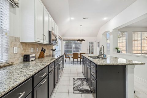 1914 Old York Drive, photo 9