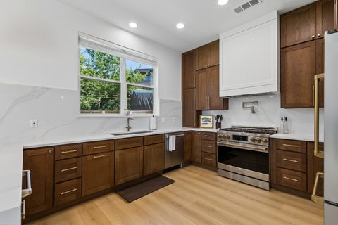 4008 Acapulco Street, photo 10